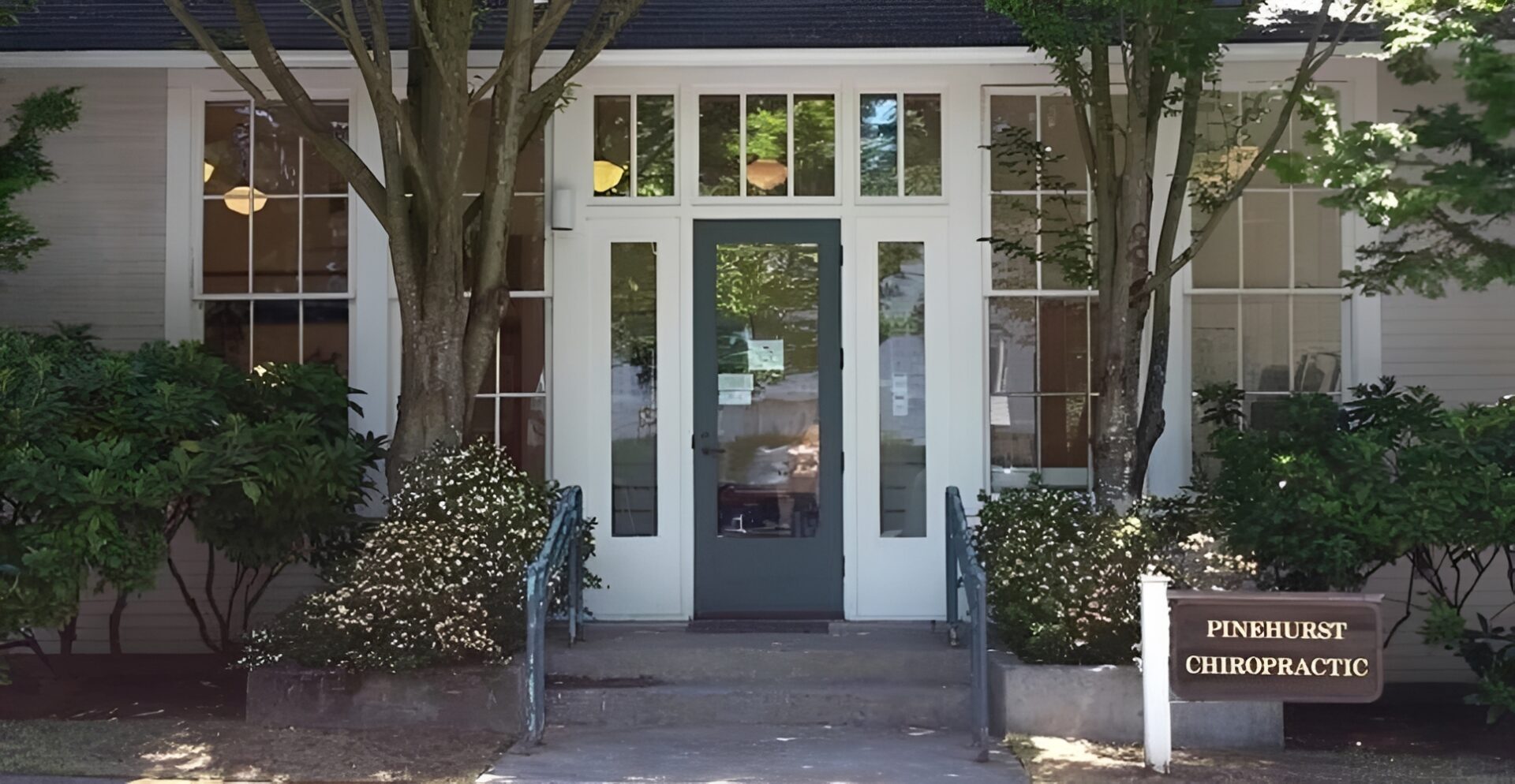 Front view of Pinehurst Chiropractic building